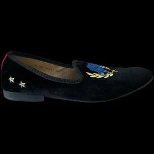 LVRS x Del Toro x Theophilus London Edition II LVRS and Del Toro are Releasing Another Pair of Slippers main image 4